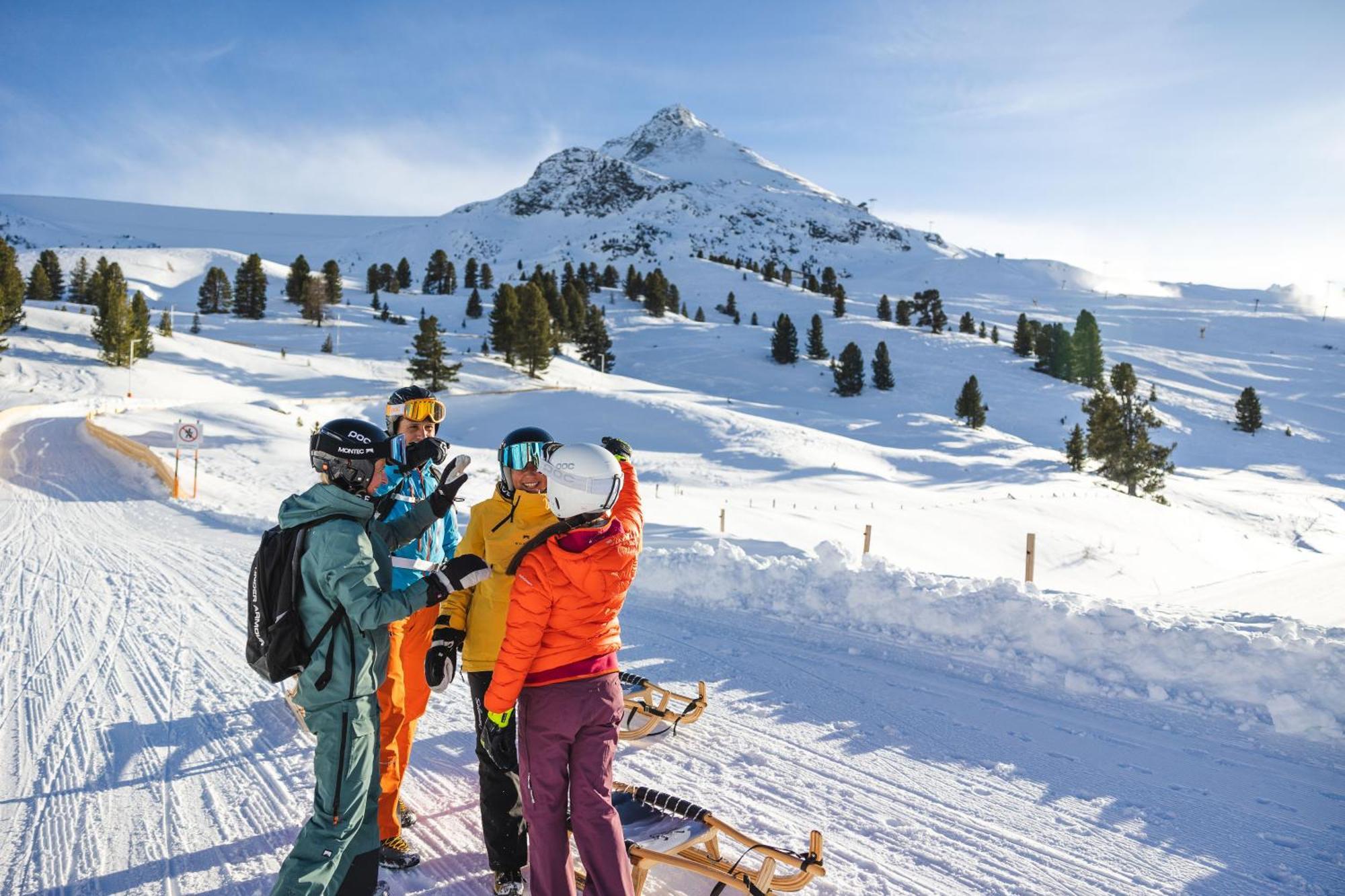 Hotel Garni Loewen Silz エクステリア 写真