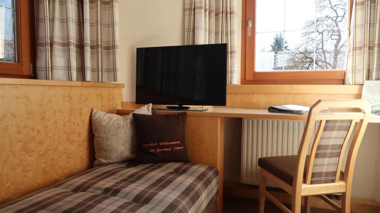 Hotel Garni Loewen Silz エクステリア 写真